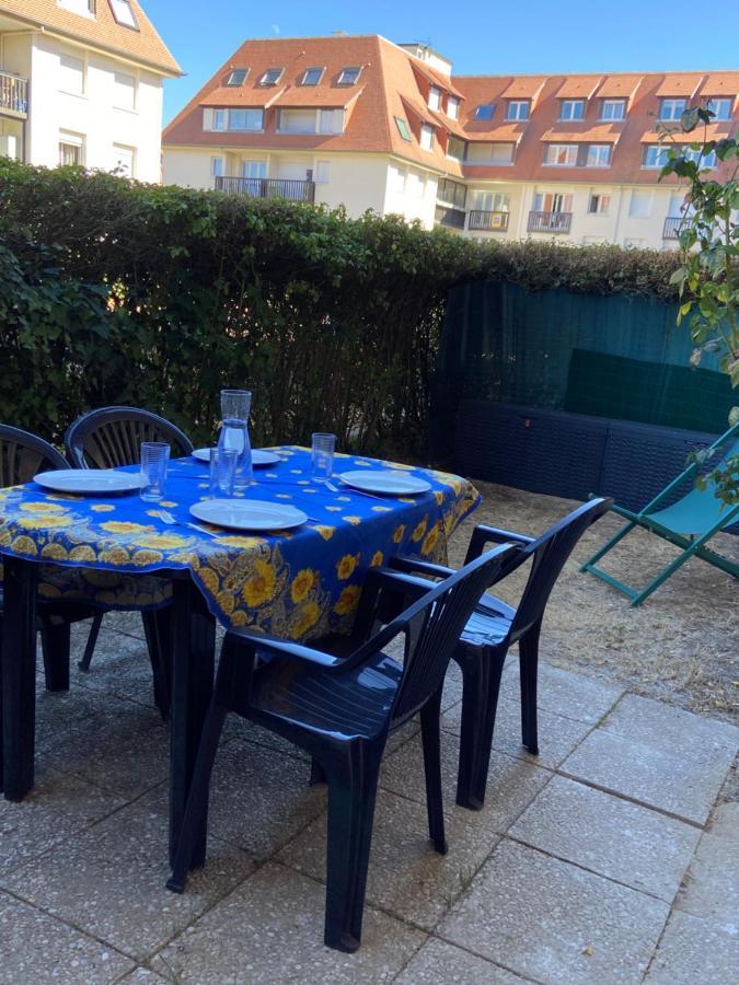 2 Pieces Avec Jardin ! Appartement Villers-sur-Mer Buitenkant foto